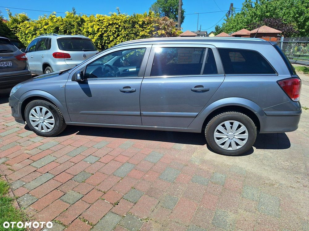 Opel Astra - 2
