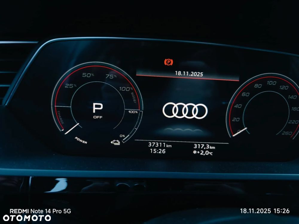 Audi e-tron - 14