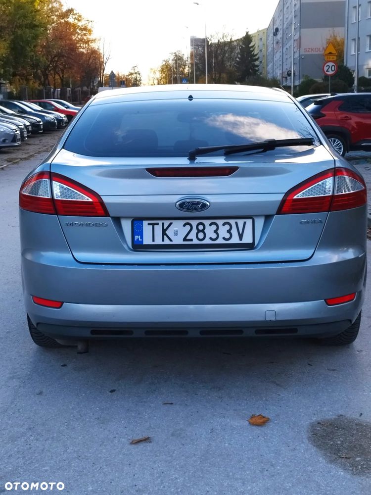 Ford Mondeo 2.0 FF Ghia - 22