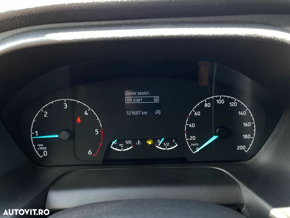 Ford Transit - 18