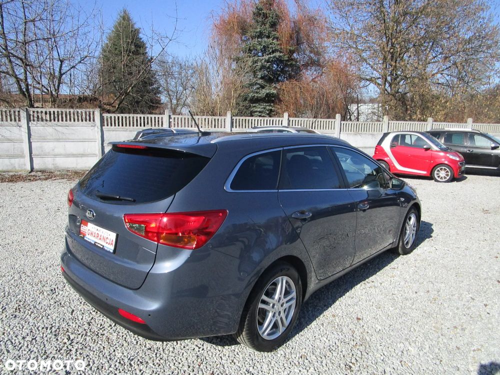 Kia Ceed 1.6 GDI Business Line - 14
