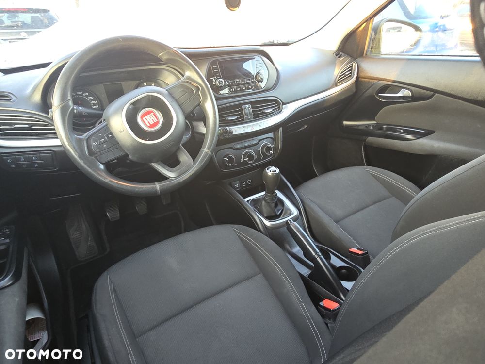 Fiat Tipo 1.3 MultiJet 16v Pop - 23