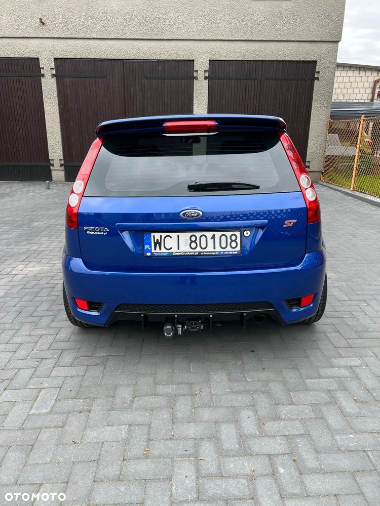 Ford Fiesta - 5