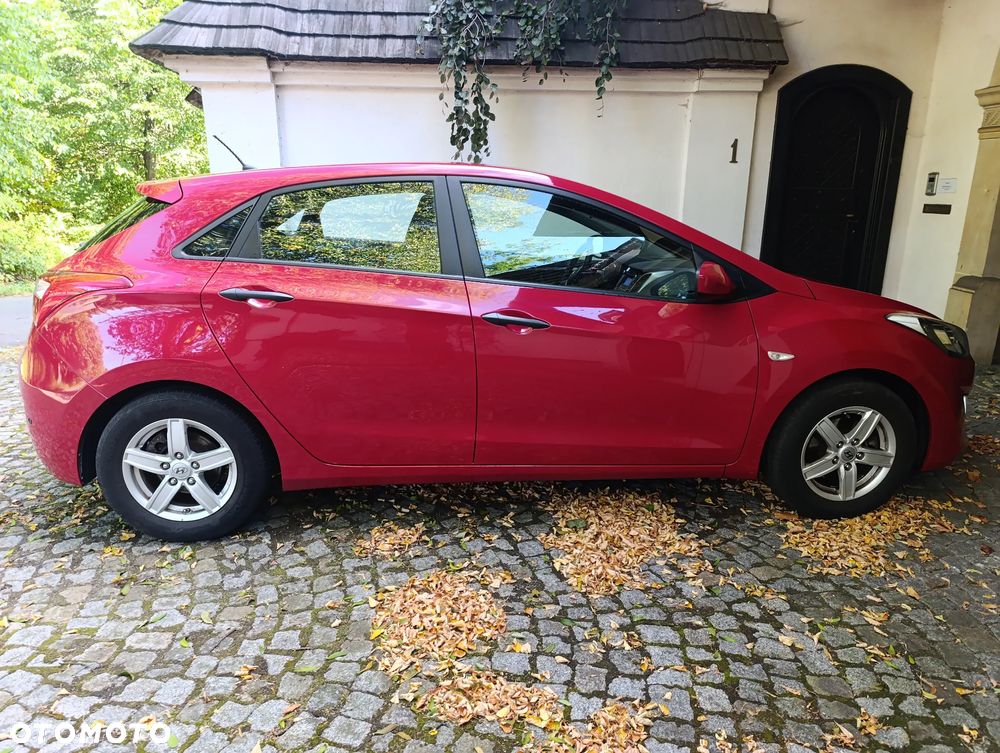 Hyundai i30 1.4 Classic + - 7