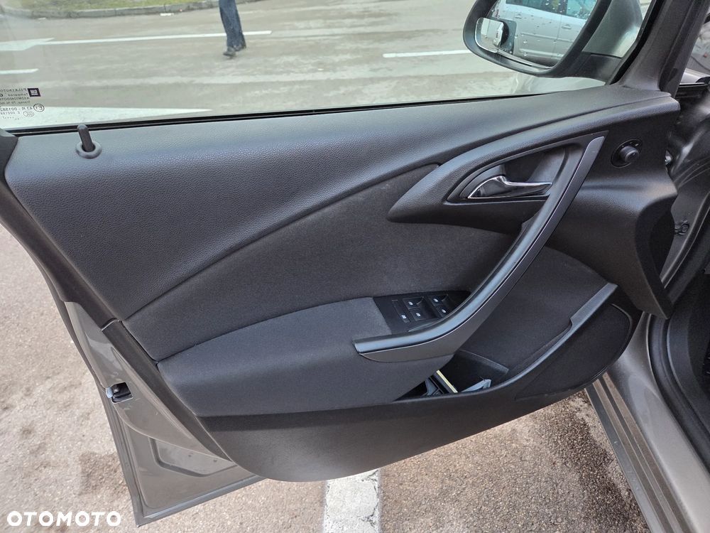 Opel Astra - 16