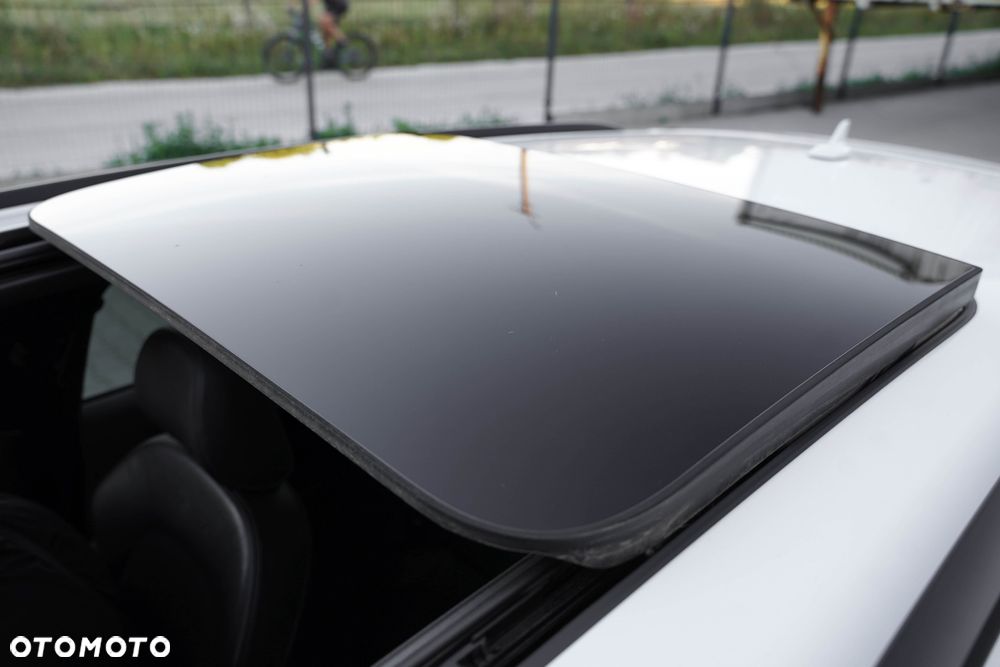 Audi A4 Avant 2.0 TDI DPF clean diesel S line Sportpaket - 15