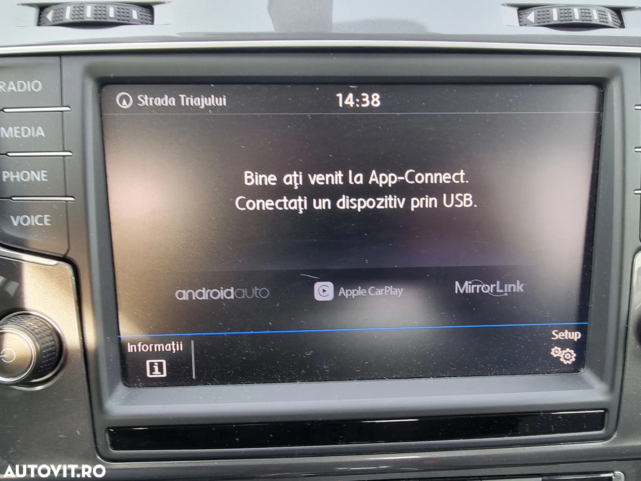 Volkswagen Golf e-Golf - 11