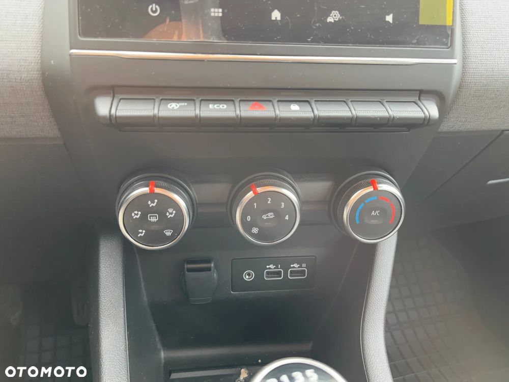 Renault Clio 1.0 TCe Evolution - 21