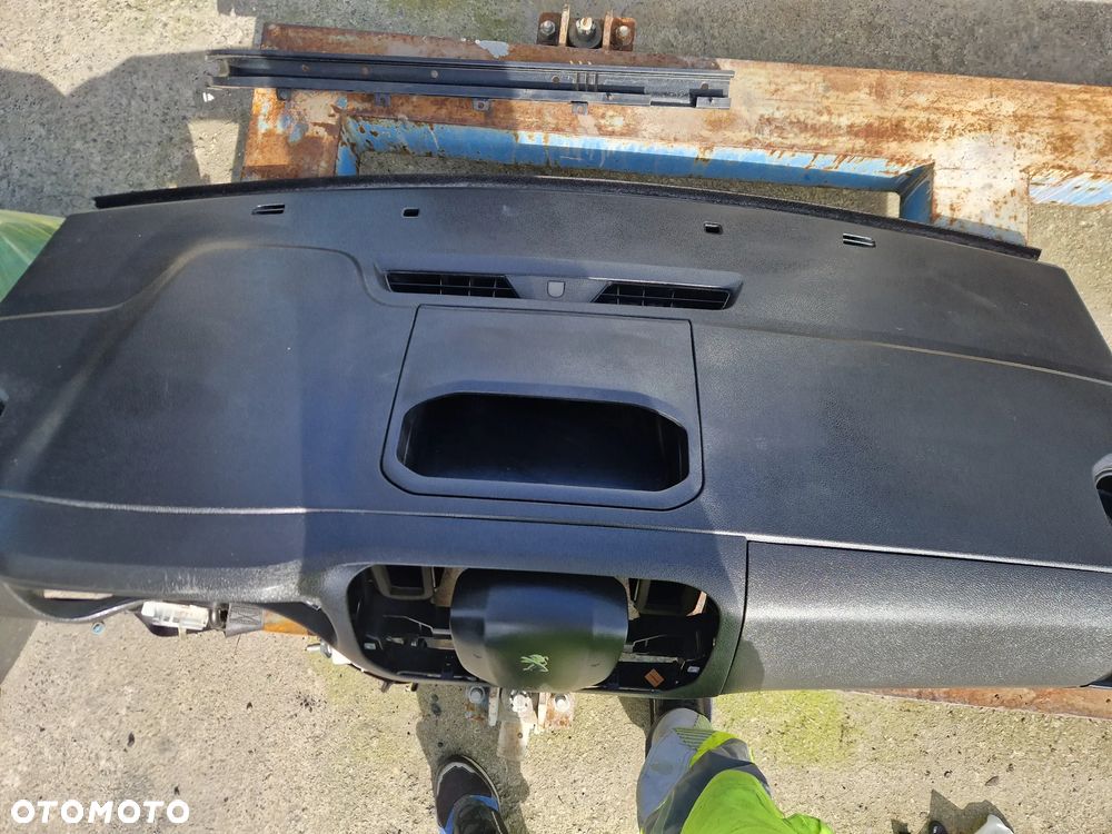 Sprzedam kompletny przód do peugota Experta 2019 - 13