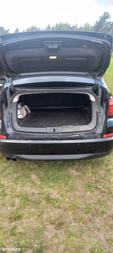 BMW Seria 5 530d xDrive - 10