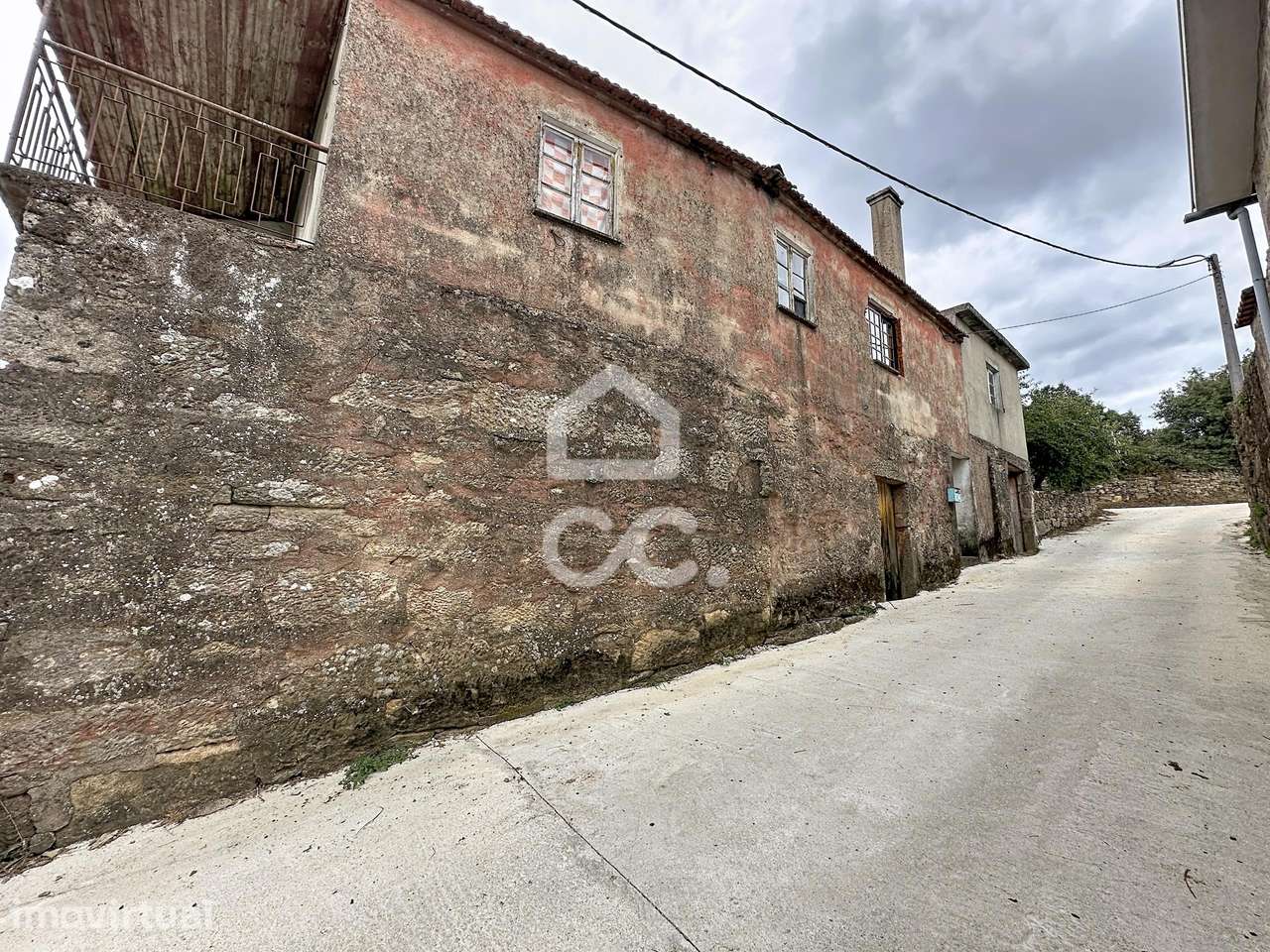 Moradia para Restauro em Travancas 110 m² - Grande imagem: 3/18