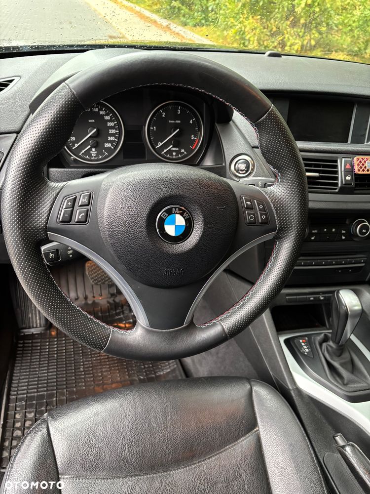 BMW X1 - 10