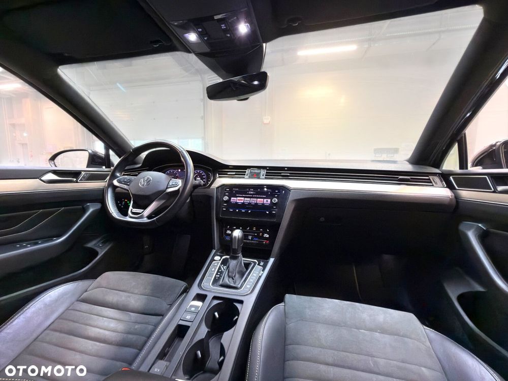 Volkswagen Passat 2.0 TSI 4Mot Elegance DSG - 30