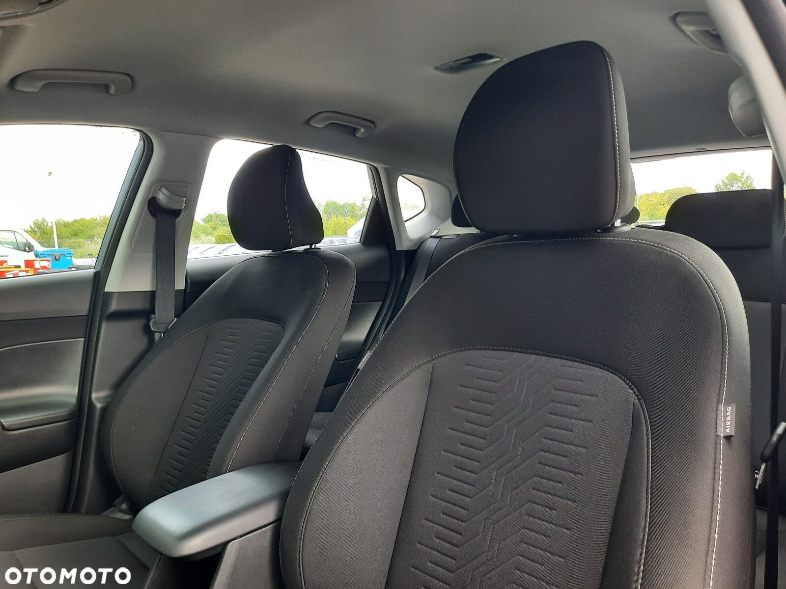 Hyundai Kona 1.6 GDI Hybrid Executive DCT - 16
