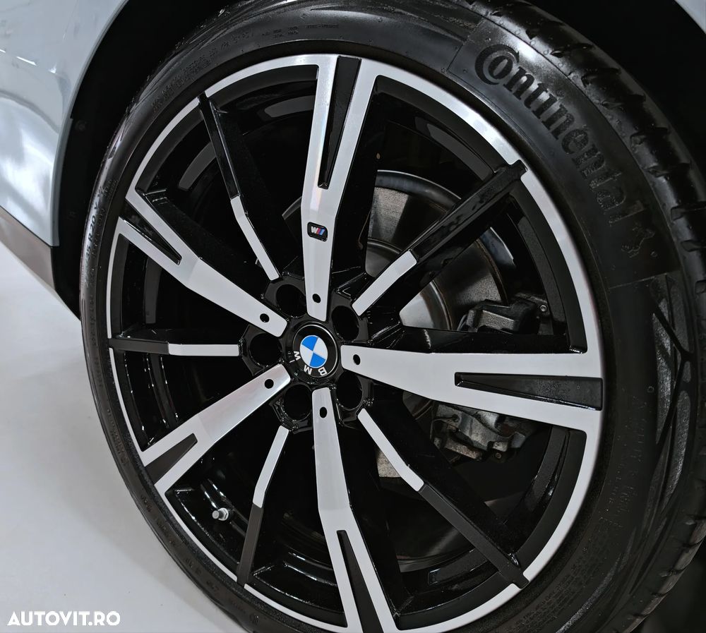 BMW Seria 5 520i AT MHEV - 27