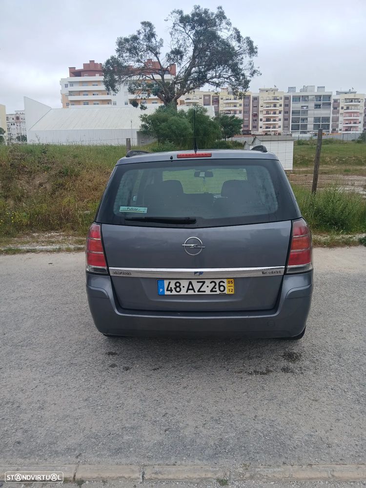 Opel Zafira 1.9 CDTI Cosmo - 2