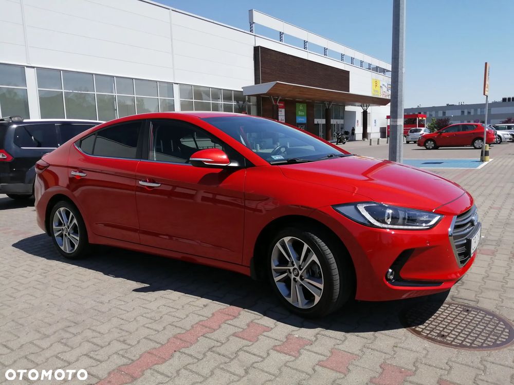 Hyundai Elantra 1.6 Style - 5