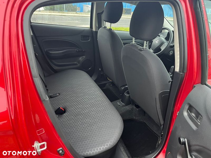 Mitsubishi Space Star - 9