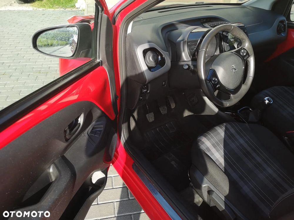 Peugeot 108 VTI 72 Top Allure - 2