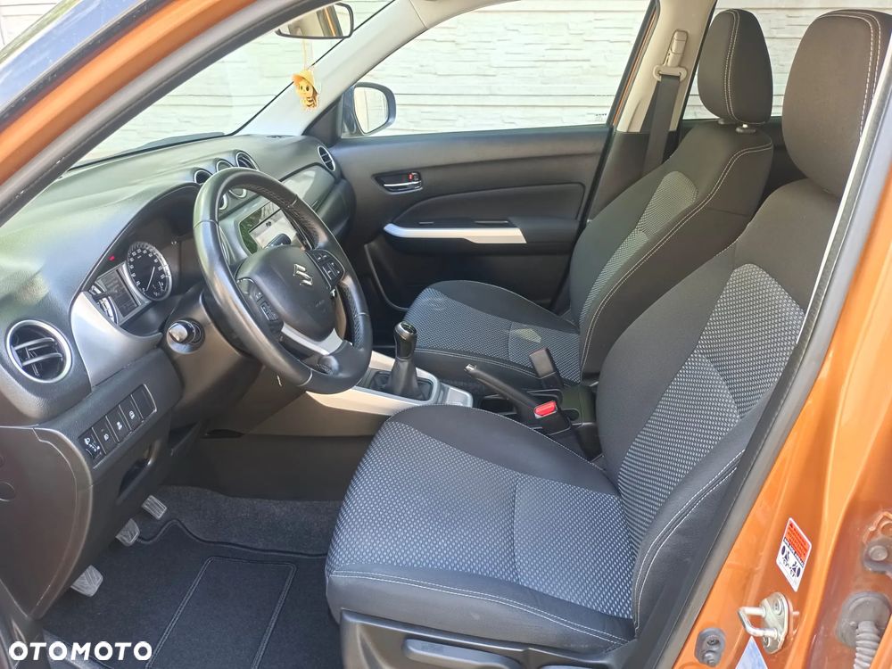 Suzuki Vitara 1.6 (4x2) Comfort+ - 16