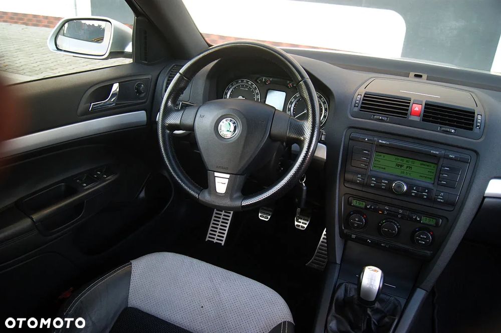 Skoda Octavia 2.0 TFSI RS - 7