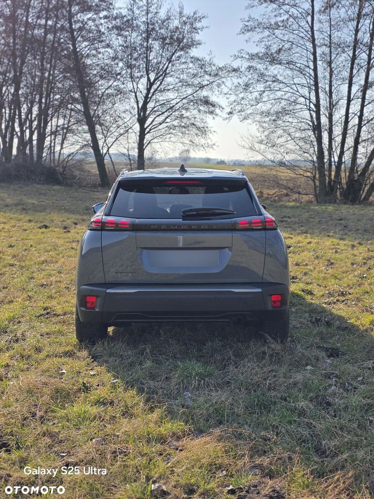 Peugeot 2008 - 8