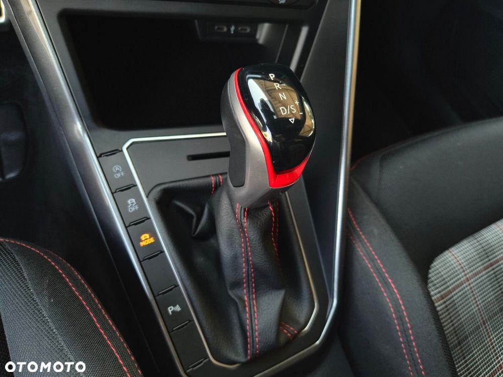 Volkswagen Polo - 17
