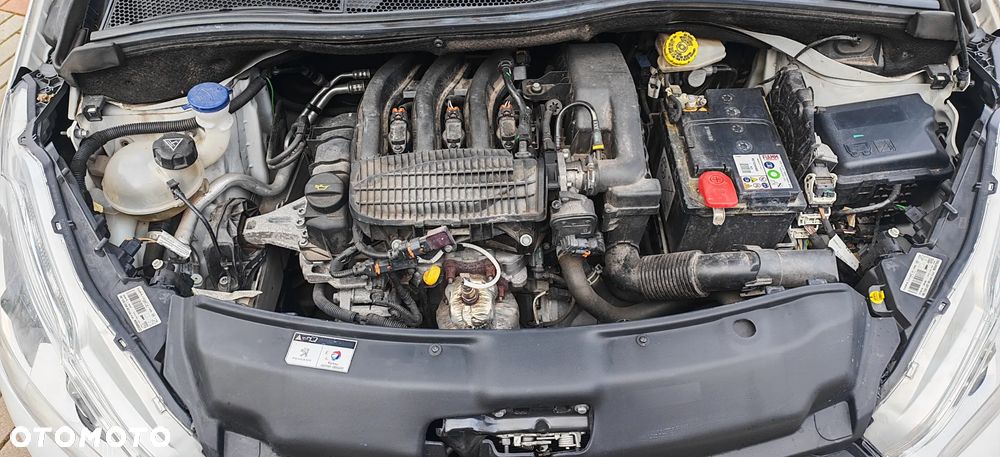 Peugeot 208 PureTech 82 Start & Stop Style - 15