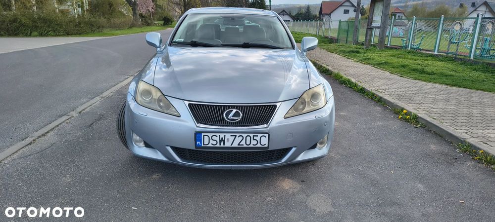Lexus IS 220d DPNR Luxury Line - 3