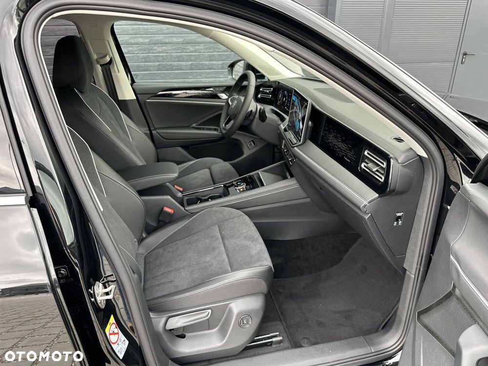 Volkswagen Tiguan - 31