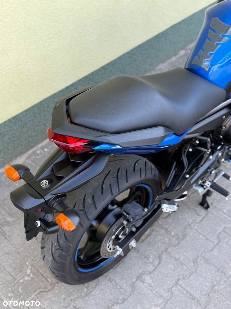 Yamaha XJ - 12
