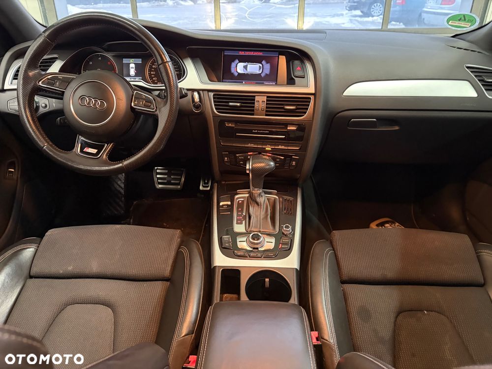 Audi A4 Avant 2.0 TDI DPF multitronic S line Sportpaket - 32