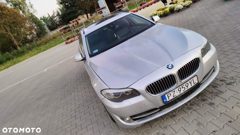 BMW Seria 5 520d - 5