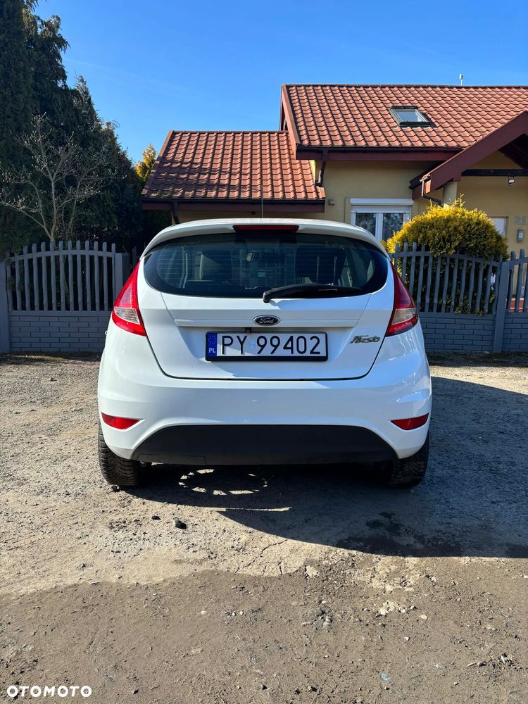 Ford Fiesta 1.25 Trend - 11