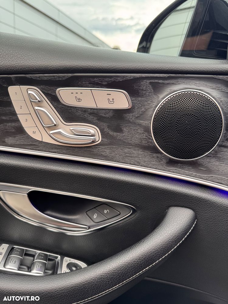 Mercedes-Benz E - 16