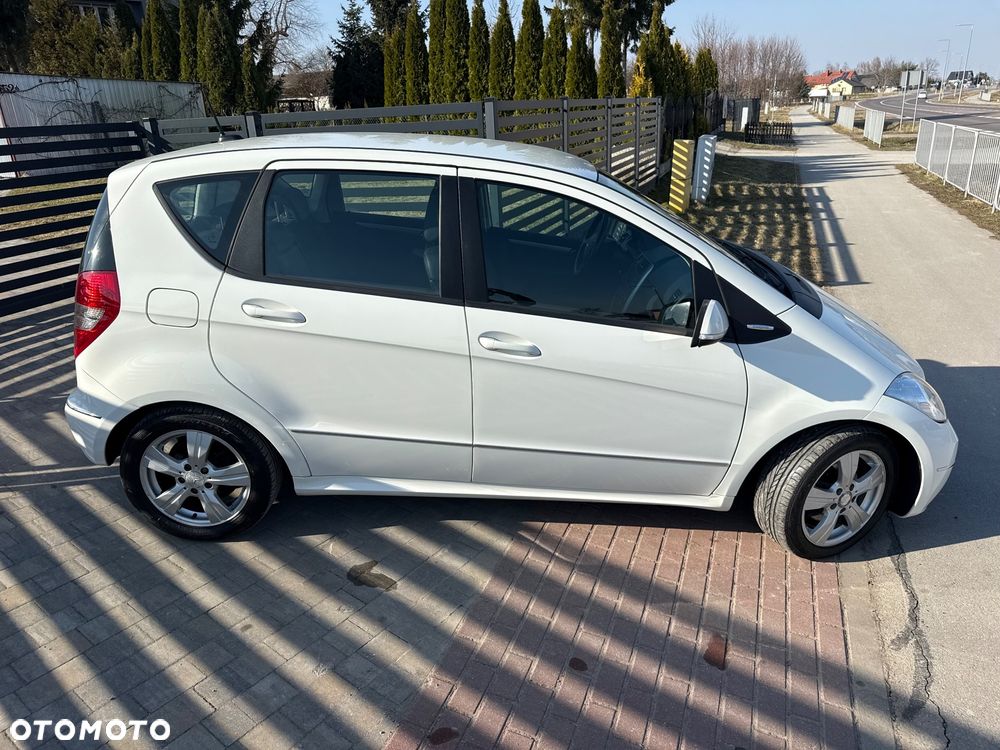 Mercedes-Benz Klasa A 180 Autotronic Avantgarde Special Edition - 8