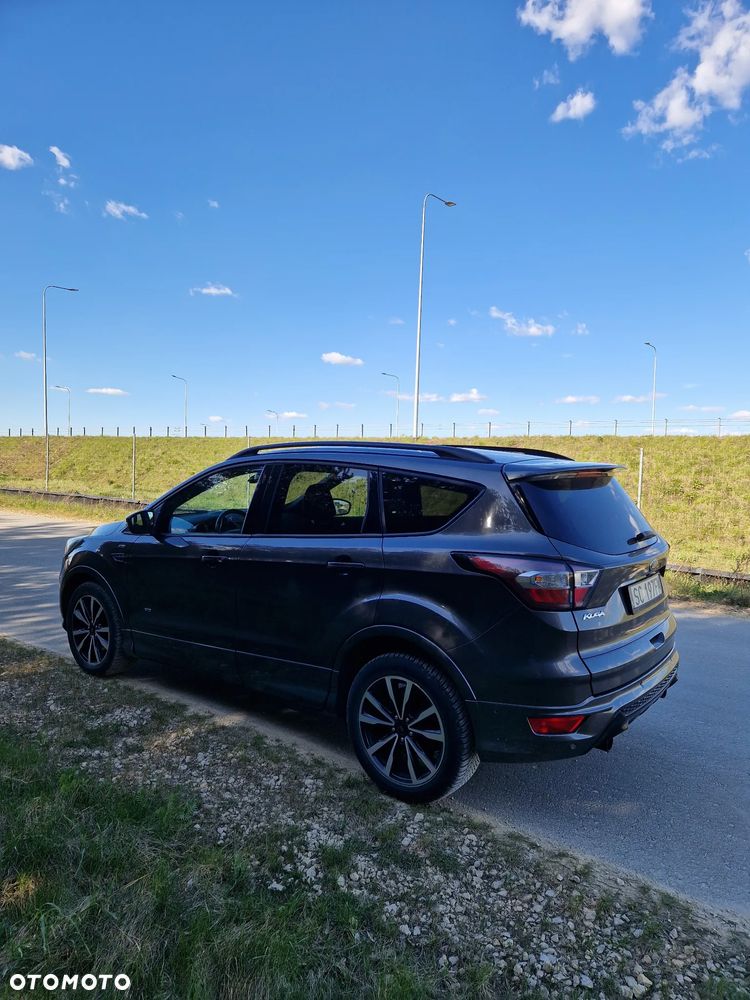 Ford Kuga 2.0 TDCi 4x4 ST-Line - 11