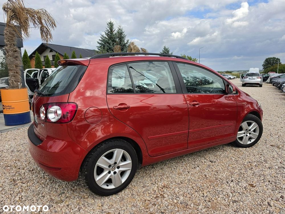 Volkswagen Golf Plus - 25