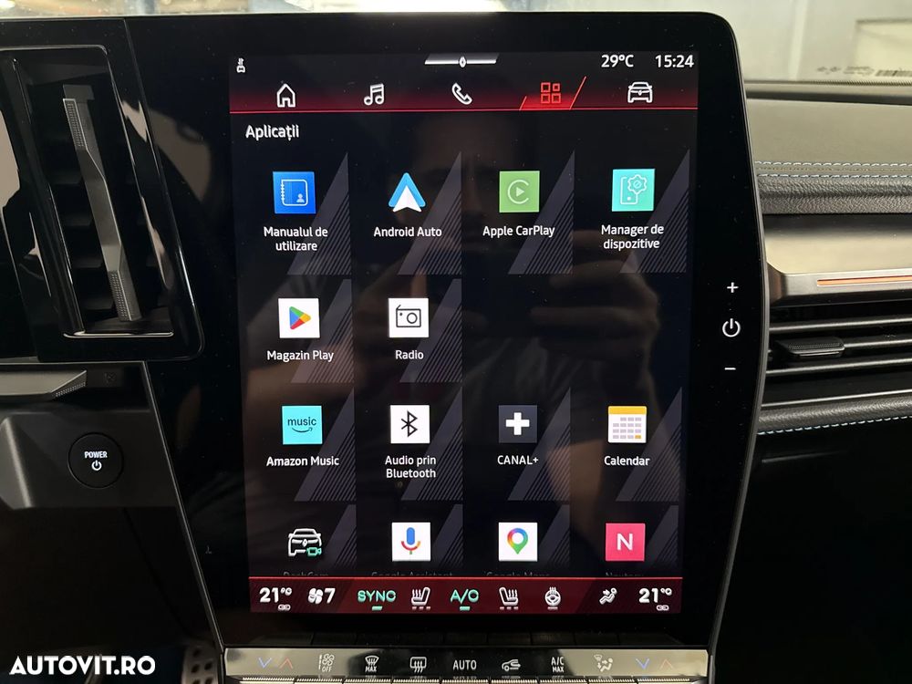 Renault Grand Scenic - 22