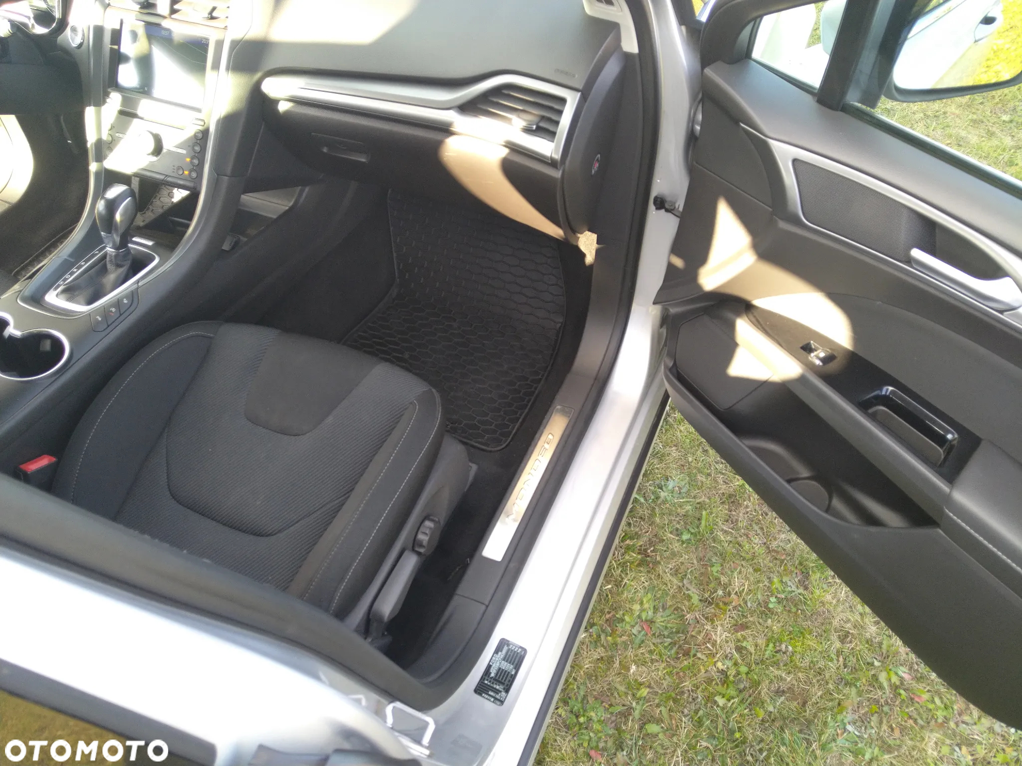 Ford Mondeo 2.0 TDCi Bi-Turbo Titanium PowerShift - 16