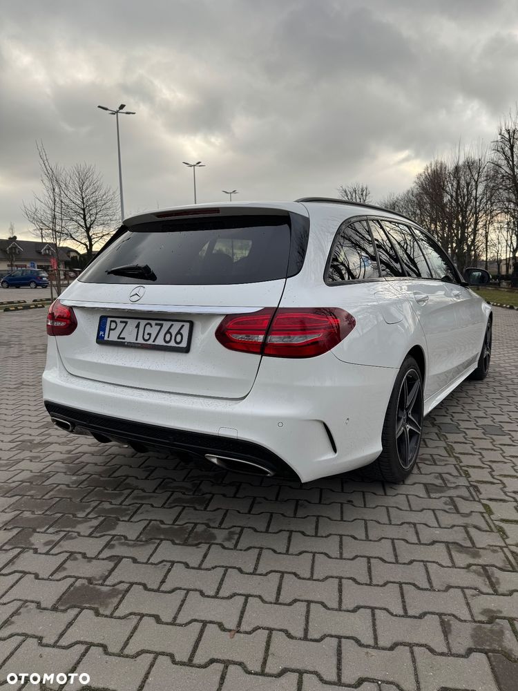 Mercedes-Benz Klasa C 200 4-Matic 9G-TRONIC - 3