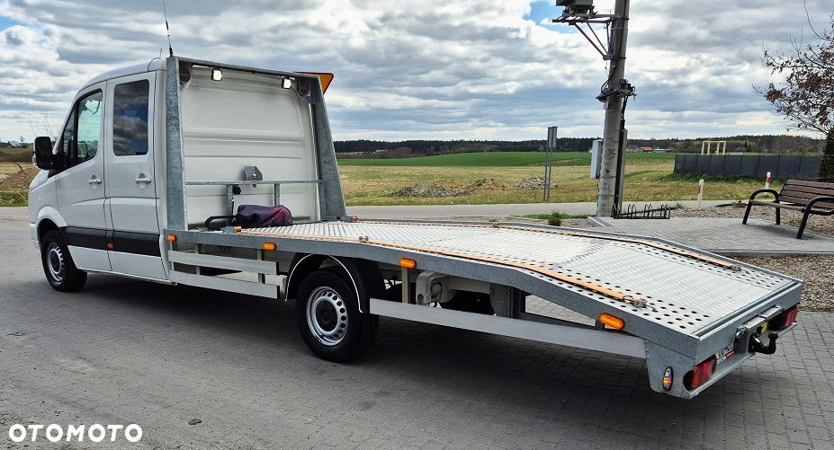 Volkswagen Crafter - 11