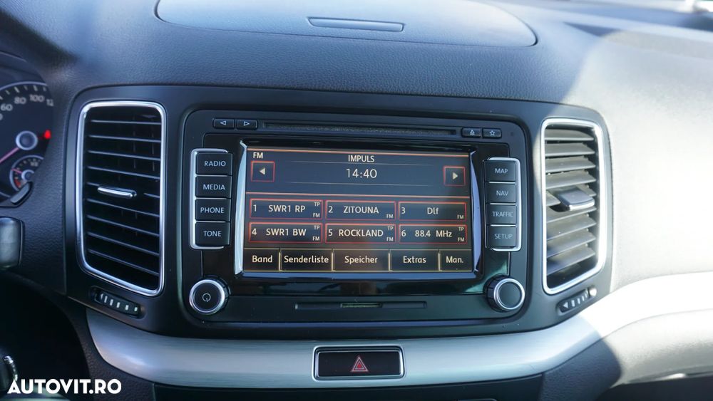 Volkswagen Sharan 2.0 TDI 4MOTION Blue Motion Style - 23