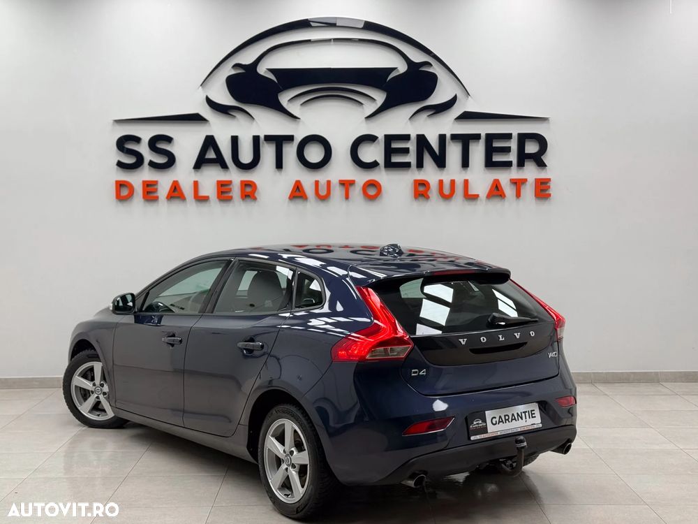 Volvo V40 D4 Kinetic - 4