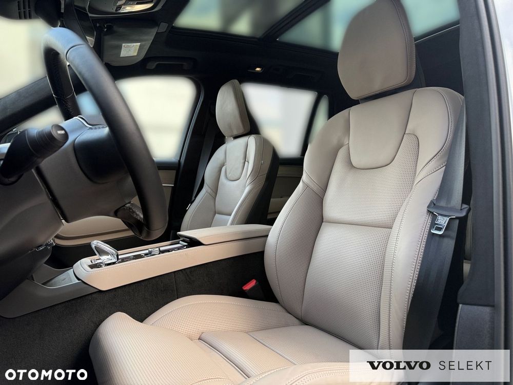 Volvo XC 90 - 13