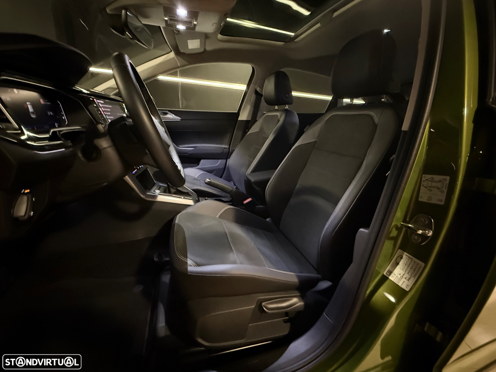 VW Taigo 1.0 TSI Urban DSG - 26