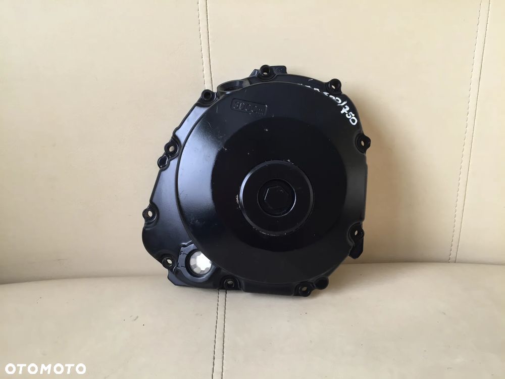DEKIEL DEKIELEK POKRYWA OSŁONA SPRZĘGŁA SUZUKI GSR 600 750 - 1