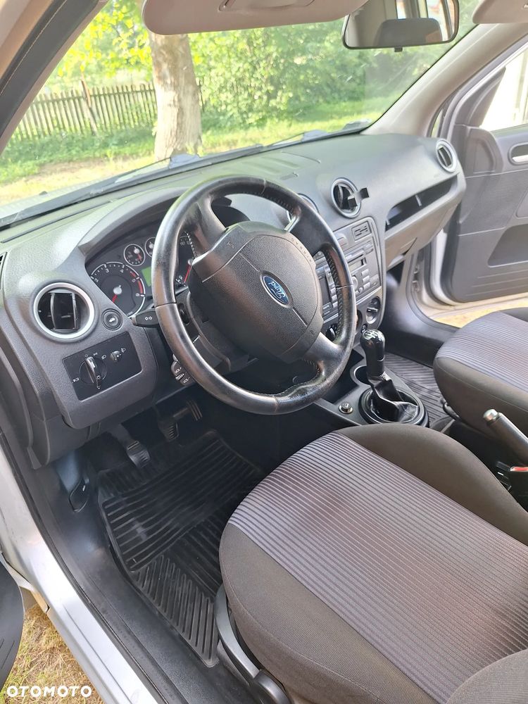 Ford Fusion 1.4 TDCI Gold X - 2