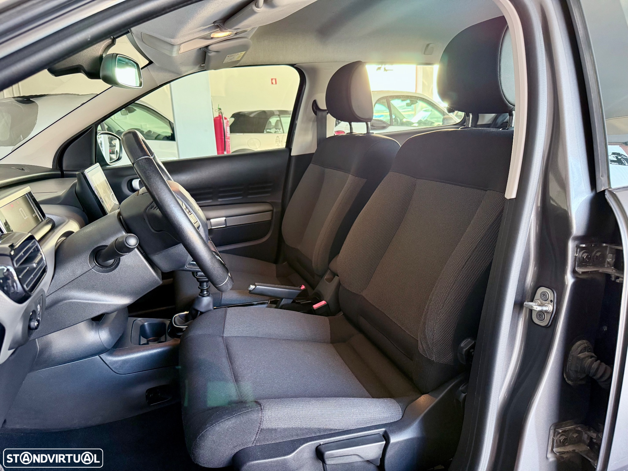 Citroën C4 Cactus 1.2 PureTech Feel - 17