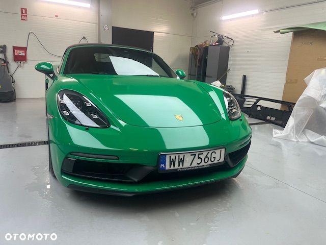 Porsche 718 Boxster Spyder - 1